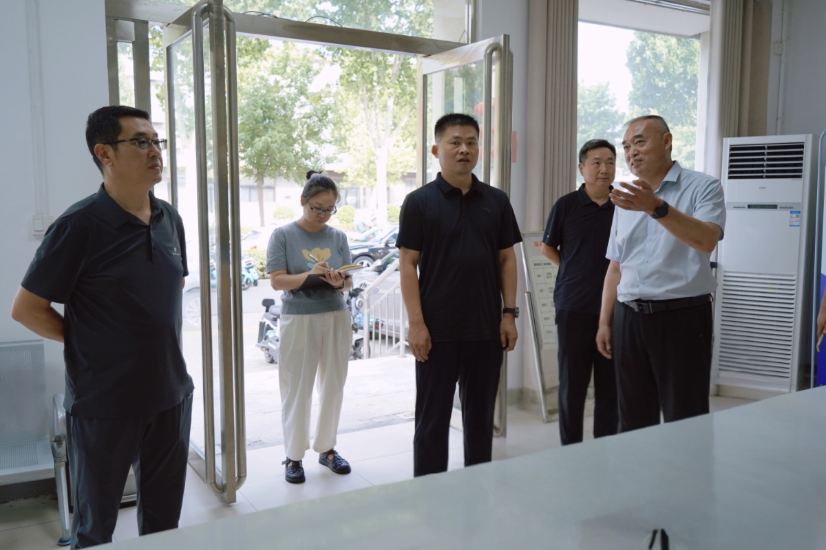 鶴壁市法學(xué)會(huì)到浚縣調(diào)研法學(xué)會(huì)工作